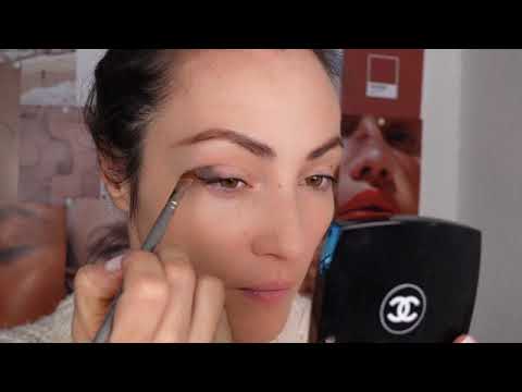 How to do Armani Eyes Look  Milan Fashion