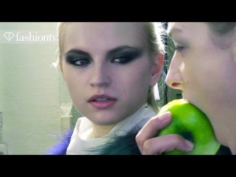 Beauty Backstage at Paris Fashion Week for Costume National