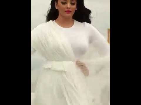 Beauty Queen Aishwarya Rai graces the ramp in Paris